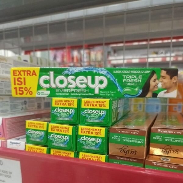 CLOSE UP * GREEN * 72 X 75 ml -( medium )
